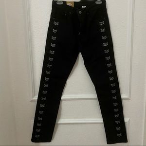 🌿 Embellished Skinny Jeans